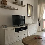 2nd Line - 1 Bedroom - A From Apartamento *