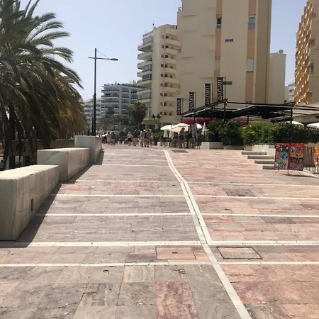 2nd Line - 1 Bedroom - A From Marbella