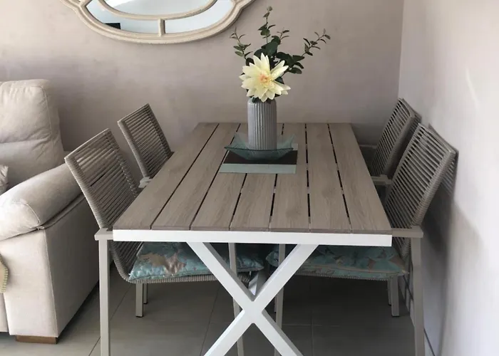 2nd Line - 1 Bedroom - A From Апартаменти Марбелья